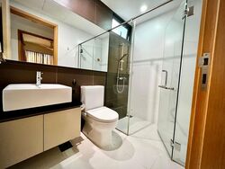 Esparina Residences (D19), Condominium #563607921